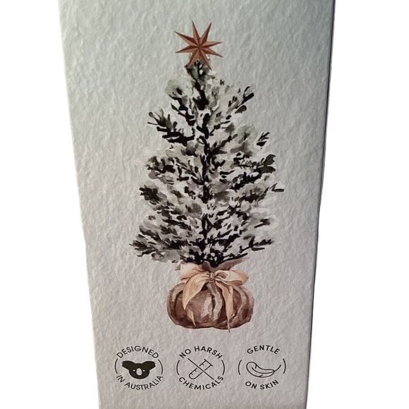 Taylor & Finch Australia Manuka Honey & Coconut Body Scrub and Butter - Picture 4 of 5